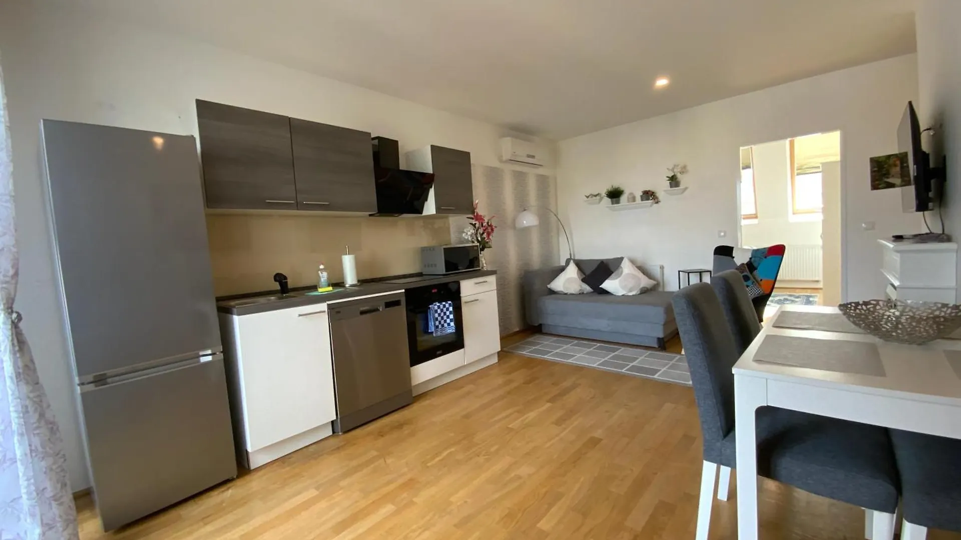 Stadtparadies L Dg5'14 Vienna Apartment