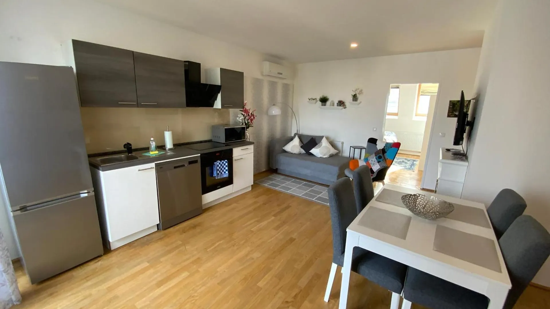 Stadtparadies L Dg5'14 Vienna Apartment