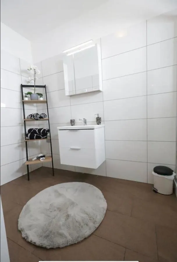 Stadtparadies L Dg5'14 Viyana